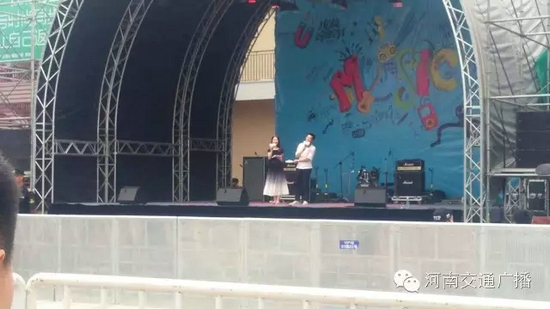 河南交通廣播主持人佳音、彎彎、朱浩都登上了優(yōu)放舞臺，優(yōu)放，交廣在這里！