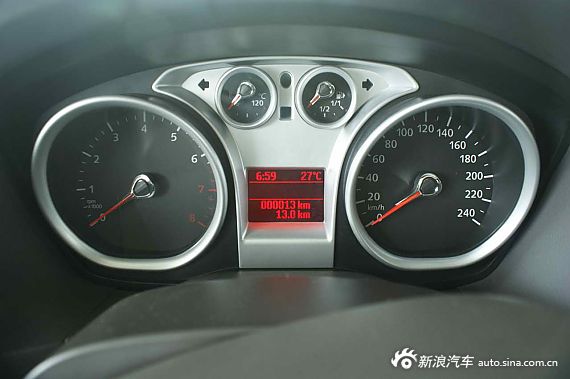 　?？怂箖蓭?jīng)典1.8MT 時(shí)尚型