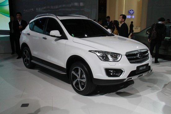 一汽奔騰X80 一汽奔騰X80