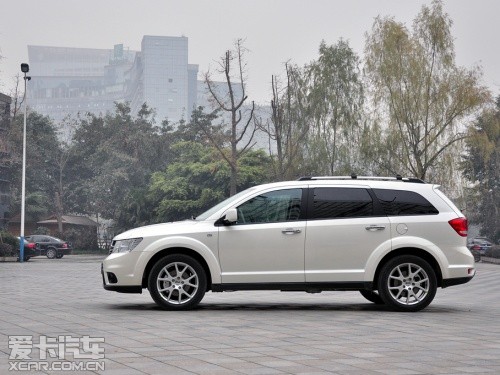 道奇2013款酷威 道奇2013款酷威