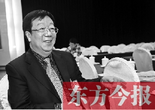 全國(guó)人大代表、鄭州大學(xué)黨委書記鄭永扣