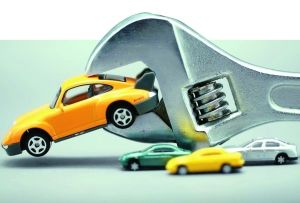 國慶節(jié)起，由國家質檢總局發(fā)布的《家用汽車產品修理、更換、退貨責任規(guī)定》(簡稱汽車“三包”)將正式實施。不少業(yè)內人士表示，汽車“三包”政策的落實，二手車市場或將得以“洗牌”。
