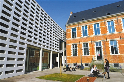 位于布魯日的歐洲學(xué)院。