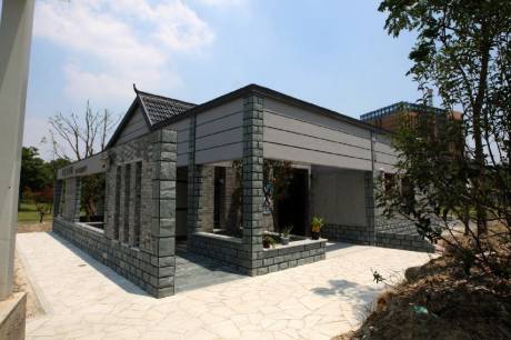 杭州一“四星級(jí)”公廁亮相