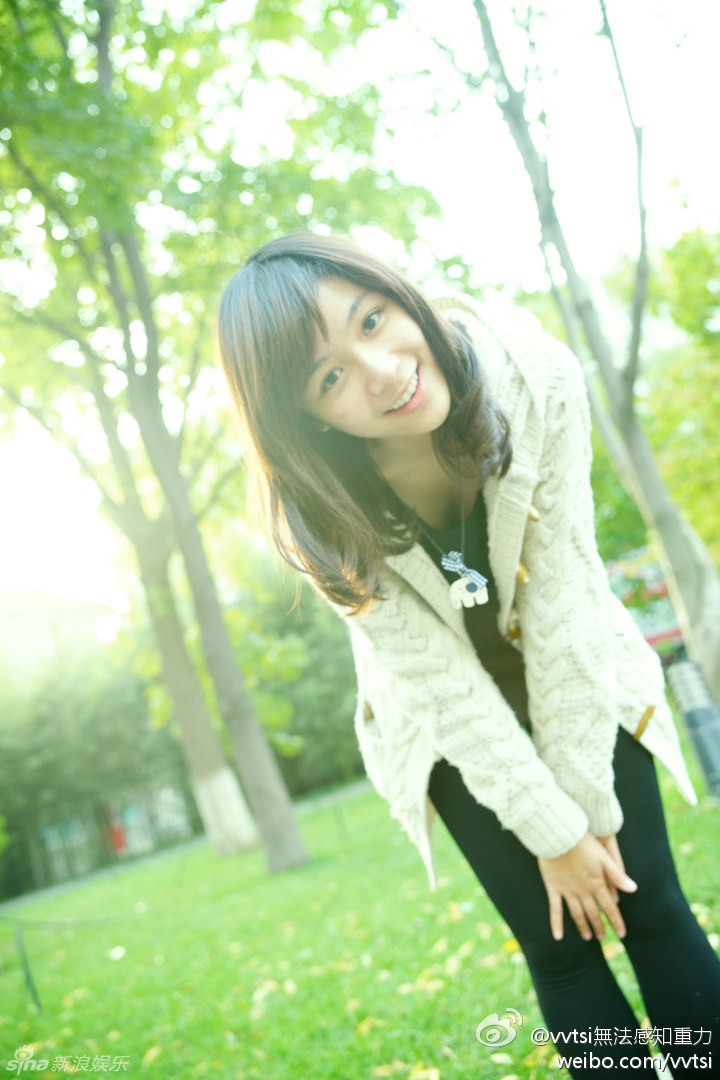 央視美女記者池舒欣走紅 央視美女記者池舒欣走紅