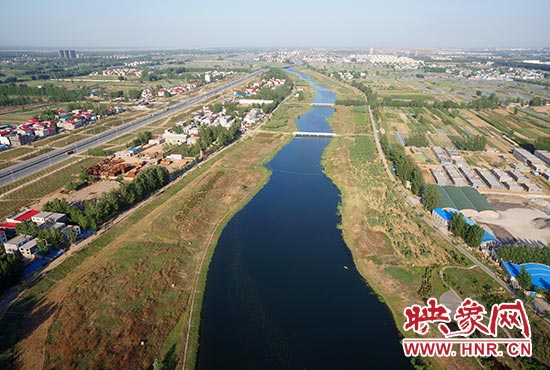 鄭州 大運河通濟(jì)渠段 (王羿拍攝) 鄭州 大運河通濟(jì)渠段 (王羿拍攝)