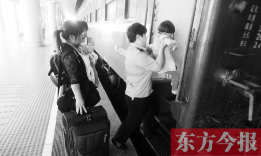 鄭州到溫州的2191/4次列車，是鄭州鐵路局最后一對綠皮車。