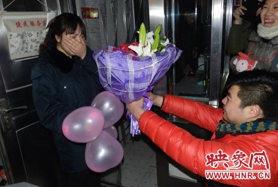 “嫁給我吧，我要愛你一生！”