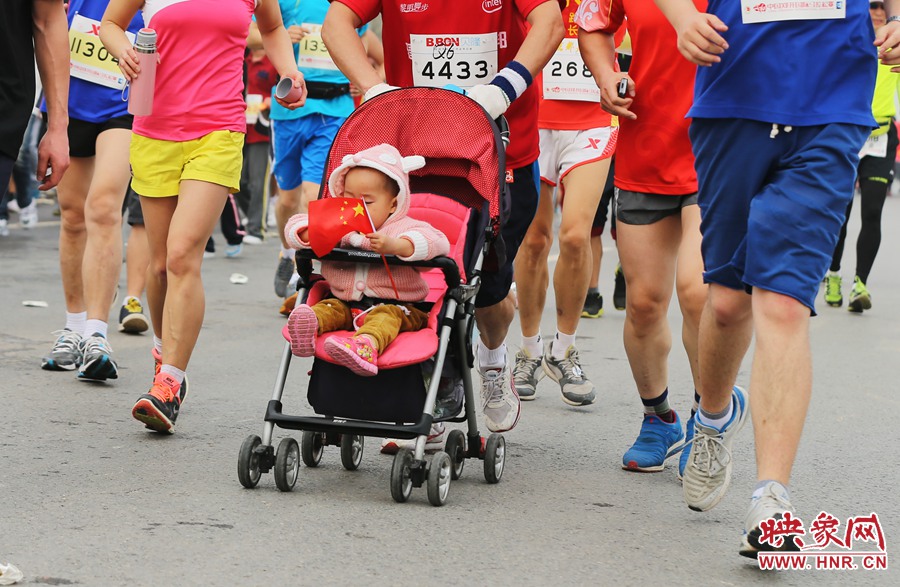 估計是最小的參與者。