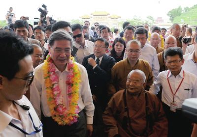 張志軍步入禮敬大廳。