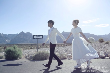 古巨基微博公布與助理女友結(jié)婚照 古巨基微博公布與助理女友結(jié)婚照