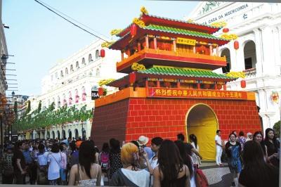 媒體稱國慶出游景區(qū)門票價格全球領(lǐng)先 媒體稱國慶出游景區(qū)門票價格全球領(lǐng)先