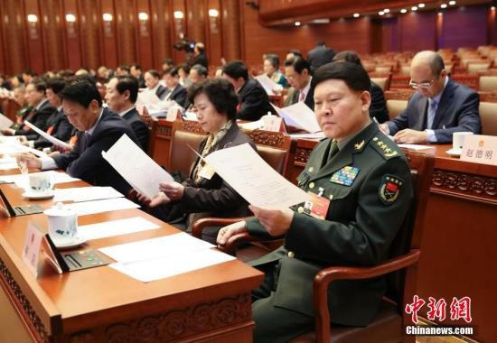 十二屆全國(guó)人大三次會(huì)議今開(kāi)幕 李克強(qiáng)作政府工作報(bào)告 十二屆全國(guó)人大三次會(huì)議今開(kāi)幕 李克強(qiáng)作政府工作報(bào)告