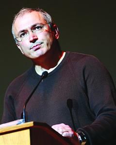 2014年3月10日，烏克蘭，霍多爾科夫斯基在基輔理工大學(xué)發(fā)表演講。