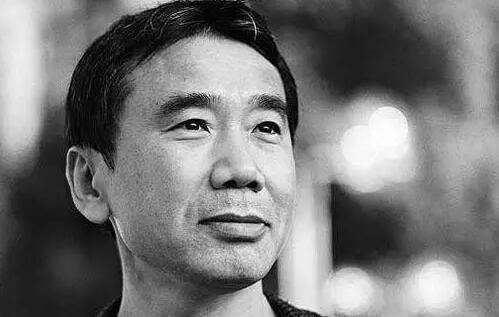 但賠率并非完全靠蒙。比如在2012年，Ladbrokes就成功壓中莫言獲獎。而去年得主阿列克謝耶維奇，在諾獎公布前一周反超村上春樹位列賠率榜首位。