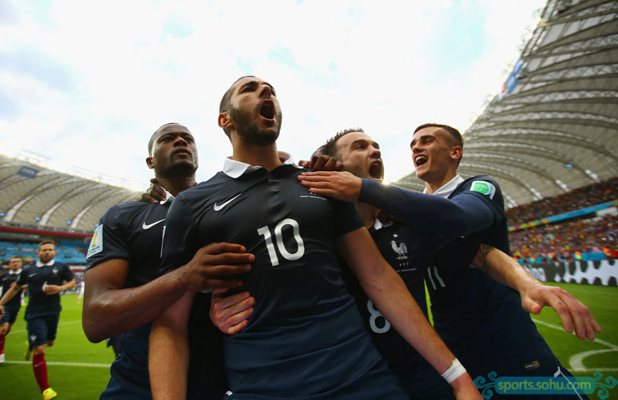 世界杯法國戰(zhàn)洪都拉斯 本澤馬獨(dú)中兩元