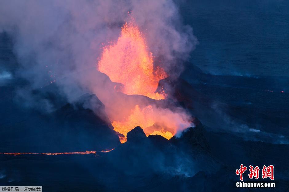 冰島巴達本加火山爆發(fā) 冰島巴達本加火山爆發(fā)