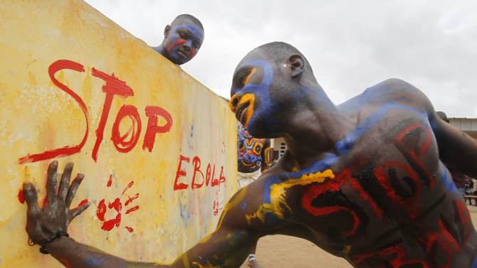 科特迪瓦演員表演宣傳對(duì)抗埃博拉疫情 科特迪瓦演員表演宣傳對(duì)抗埃博拉疫情