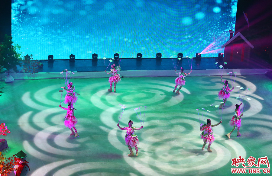 集體冰上表演 集體冰上表演