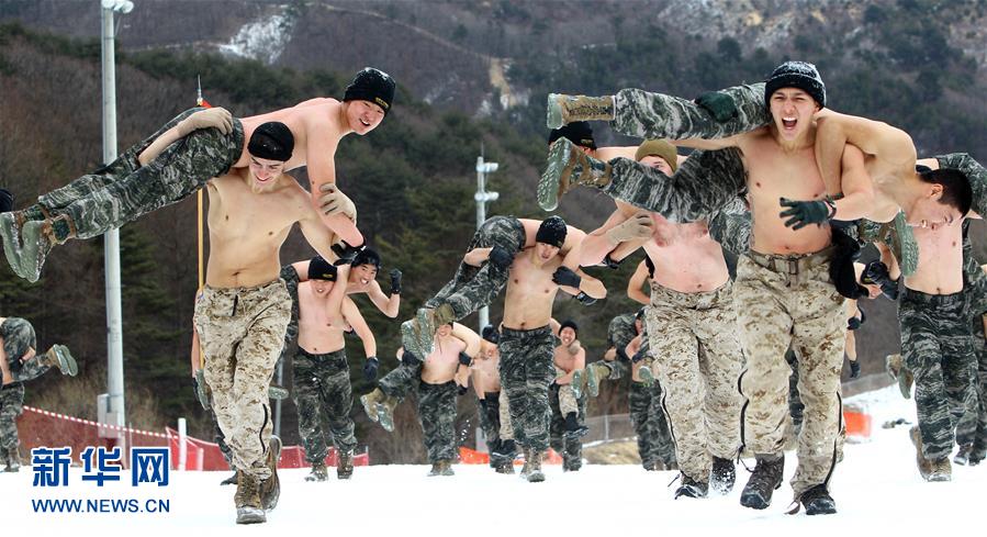 韓美舉行極寒雪地聯(lián)合訓練(高清組圖) 韓美舉行極寒雪地聯(lián)合訓練(高清組圖)