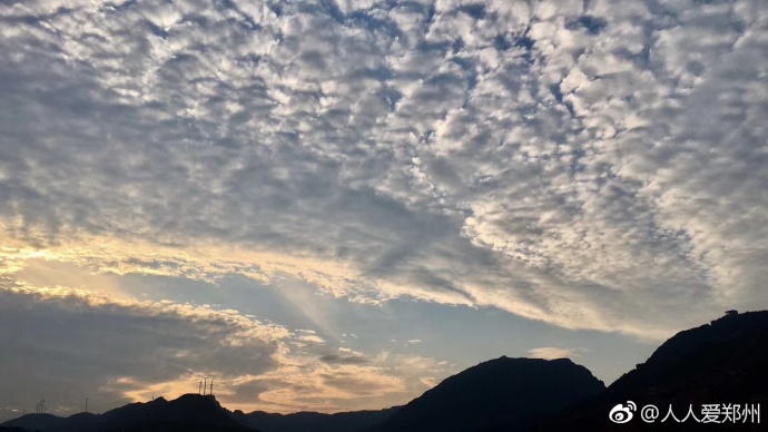又被鄭州的藍天刷屏！隨便一拍就是手機壁紙
