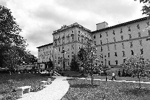 美染埃博拉醫(yī)生回國(guó)被隔離