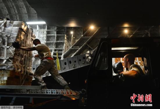 130名美軍士兵抵伊拉克 美防長(zhǎng)稱只評(píng)估不作戰(zhàn) 130名美軍士兵抵伊拉克 美防長(zhǎng)稱只評(píng)估不作戰(zhàn)