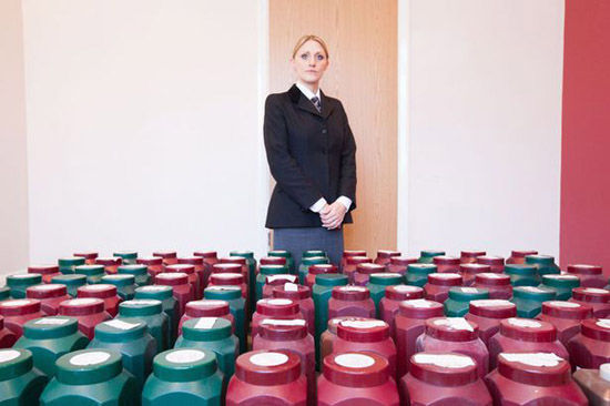 英25萬具骨灰滯留殯儀館，部分存放逾40年無人認領(lǐng)。（網(wǎng)頁截圖）