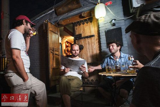 英媒分析北京為何吸引老外:錢在這里很禁花 英媒分析北京為何吸引老外:錢在這里很禁花