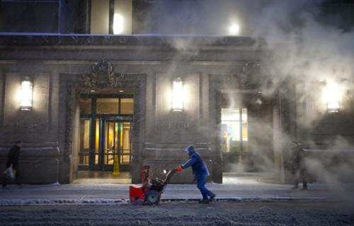 特大暴風雪襲擊美國東北部，多州進入緊急狀態(tài)。