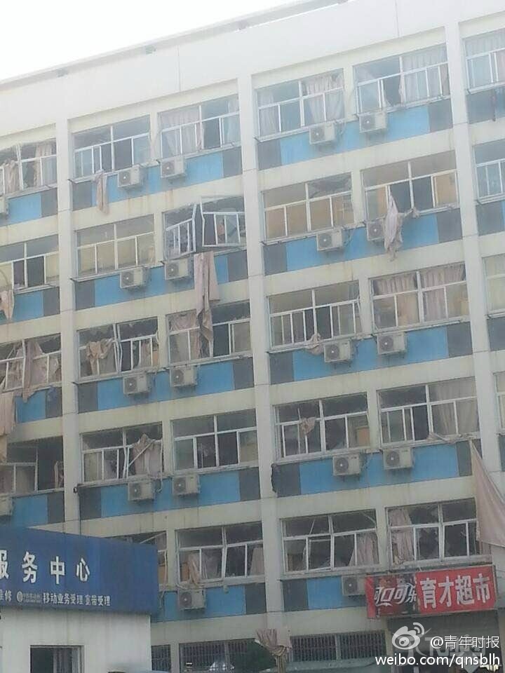 杭州一學校公寓樓爆炸 40余間宿舍受損13人受傷 杭州一學校公寓樓爆炸 40余間宿舍受損13人受傷