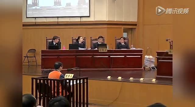 大學(xué)校長(zhǎng)被曝有6情人 公訴人:作為你學(xué)生我很悲哀截圖 大學(xué)校長(zhǎng)被曝有6情人 公訴人:作為你學(xué)生我很悲哀截圖