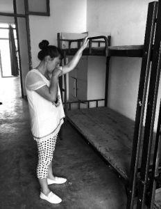 少年軍訓(xùn)疑中暑猝死 教育局長:不懂“高溫預(yù)警”