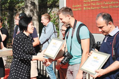 外國攝影師鏡頭下的四九城:故宮尋歷史 金融街品現(xiàn)代 外國攝影師鏡頭下的四九城:故宮尋歷史 金融街品現(xiàn)代