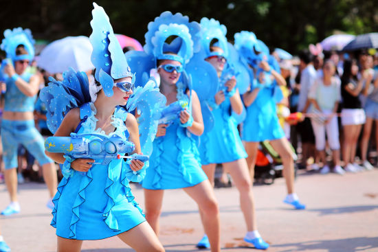 大連發(fā)現(xiàn)王國(guó)開(kāi)啟“戲水狂歡”模式 大連發(fā)現(xiàn)王國(guó)開(kāi)啟“戲水狂歡”模式