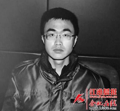 阿輝照片。（當(dāng)?shù)鼐教峁? uploadpic=