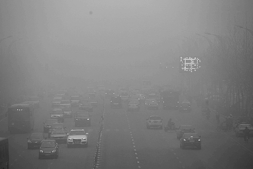 昨日河南30余市大霧預(yù)警 鄭州經(jīng)開區(qū)再飄雪 昨日河南30余市大霧預(yù)警 鄭州經(jīng)開區(qū)再飄雪