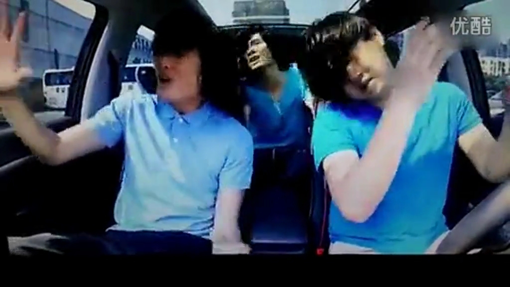 中國(guó)版蛇精病車內(nèi)cosplay 呈現(xiàn)各種經(jīng)典