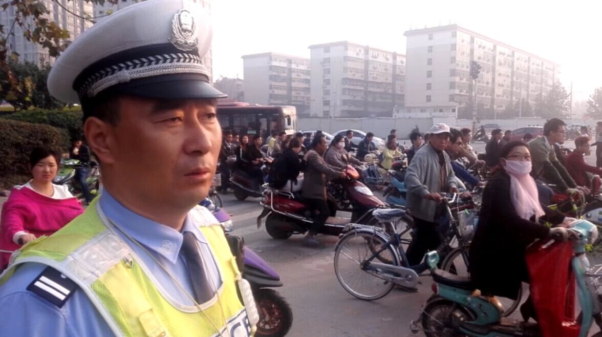 上班表情：1逗2羞3怕 你是哪個？