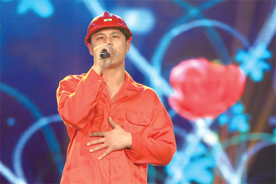 《開口就唱》新年歌會，百姓歌手唱享幸福