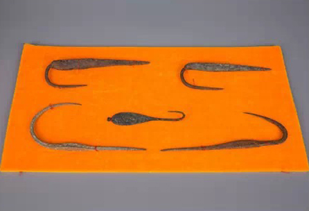 這么大的魚鉤你見過嗎？